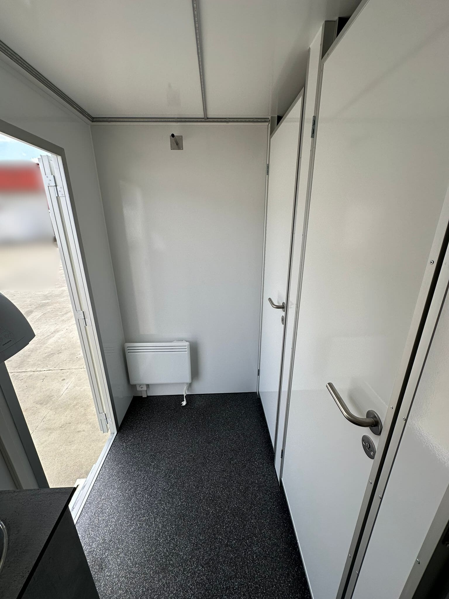 TYPE 520: Toiletwagen - 3-1-3 toiletten - 3 urinoirs - 110 riolering4